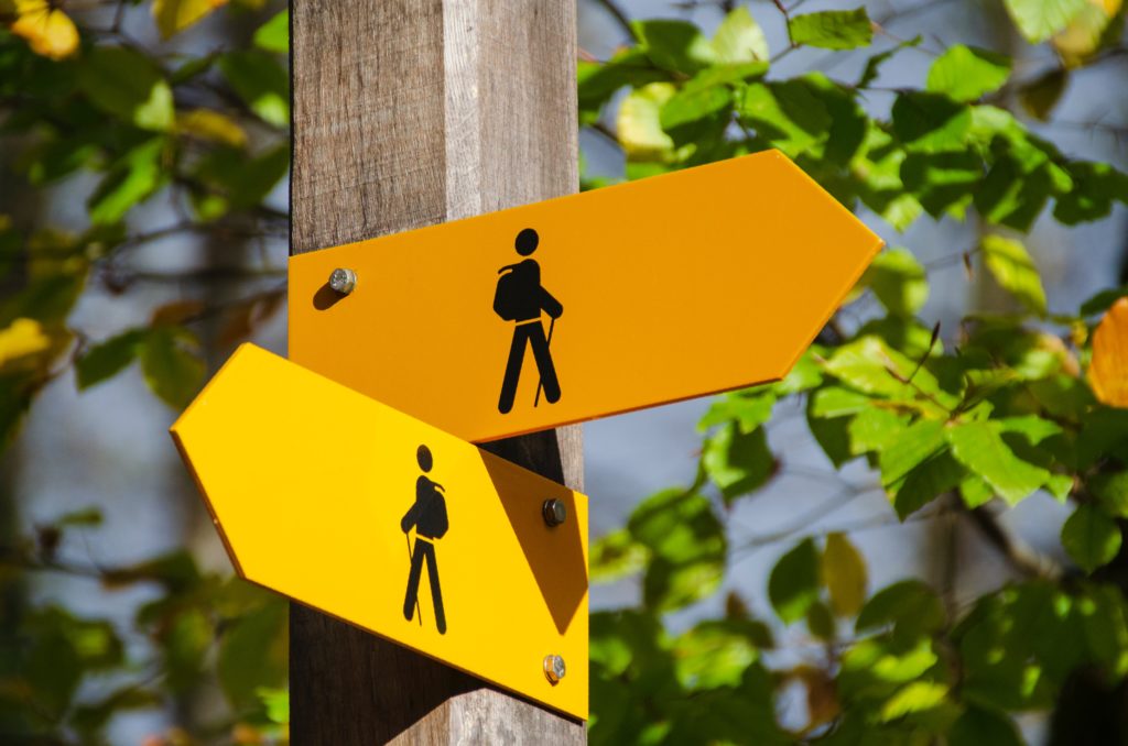 Flechage randonné usinage panneau - Signalétique extérieure