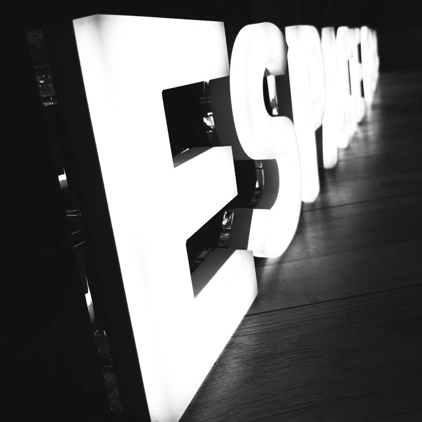 Enseigne lumineuse à Ganges lettre LED - SOLANDIS